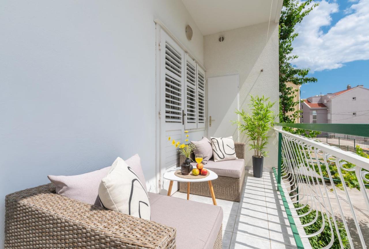 Luxury Apartments Nadalina Sea View マカルスカ エクステリア 写真