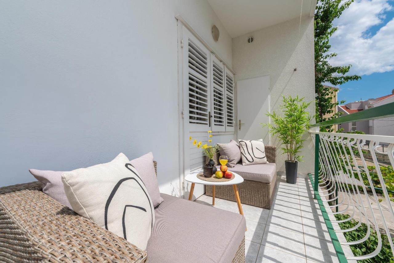 Luxury Apartments Nadalina Sea View マカルスカ エクステリア 写真