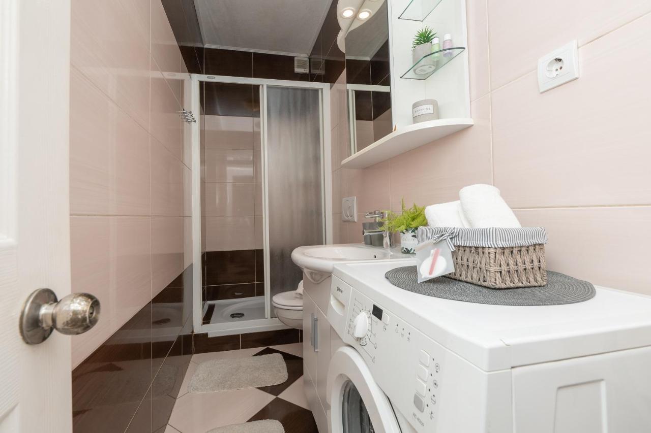 Luxury Apartments Nadalina Sea View マカルスカ エクステリア 写真